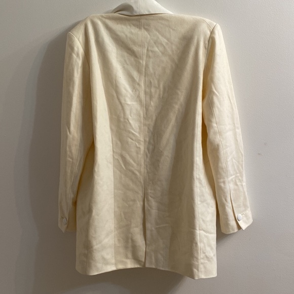 BY Chance Oversized Blazer - Picture 4 of 5